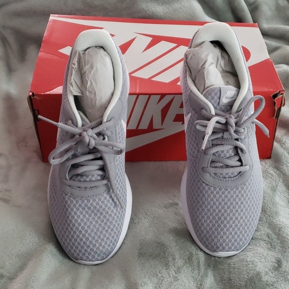 Nike Shoes - Nike Tanjun Women's Sneakers